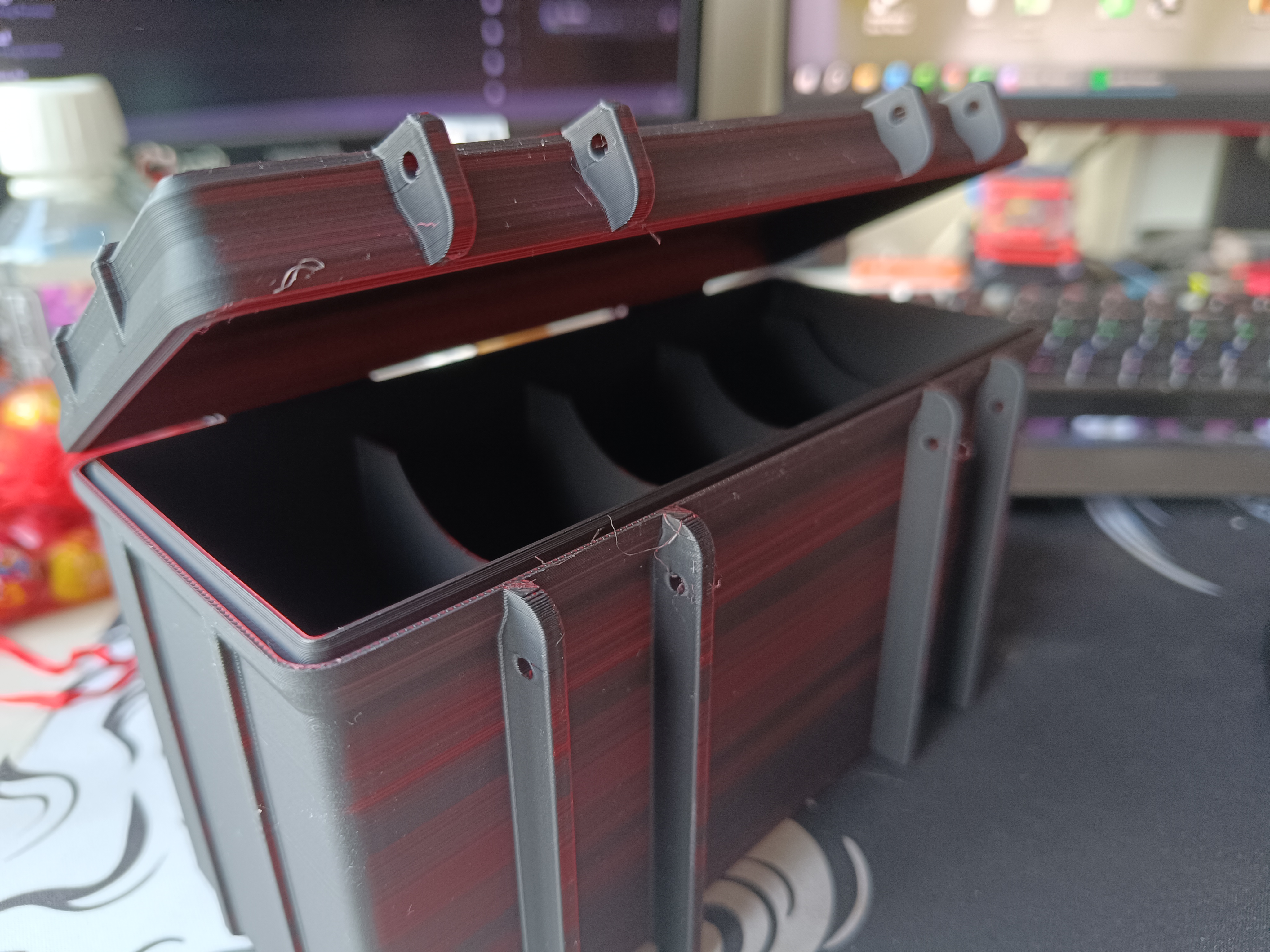 TCG bulk tartó